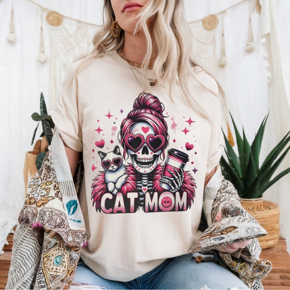 Cat‎ Mom Graphic T-Shirt - Cream